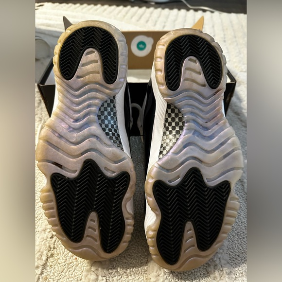 Jordan 11 Retro Low Emerald Rise vintage - Picture 3 of 4